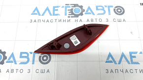 Отражатель заднего бампера правый Toyota Prius 50 19-22