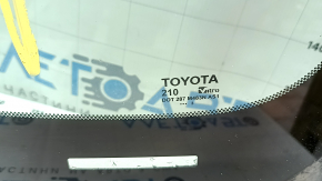 Лобовое стекло Toyota Sienna 21-26 под камеру, с подогревом дворников, песок