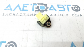 Датчик подушки безопасности в центральной стойке левый Toyota Sienna 21-26