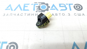 Датчик подушки безопасности в центральной стойке правый Toyota Sienna 21-26