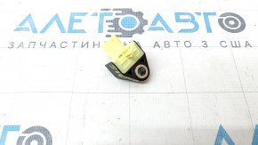 Датчик подушки безопасности в центральной стойке правый Toyota Sienna 21-26