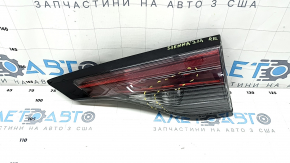 Lampa spate interioara dreapta Toyota Sienna 23-25 LE, XLE, Woodland