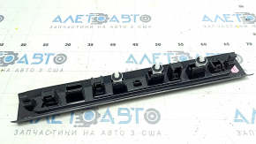 Decorație prag dreapta față BMW X5 G05 19-23 neagră cu inserție cromată BMW, iluminare din spate, zgârieturi
