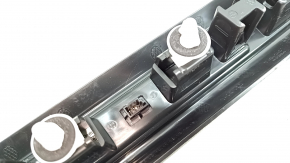 Decorație prag dreapta față BMW X5 G05 19-23 neagră cu inserție cromată BMW, iluminare din spate, zgârieturi