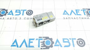 Supapa incalzire aer conditionat Toyota Prius 50 21-22