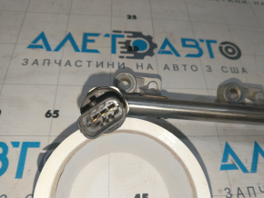 Топливная рейка Mazda CX-9 16-21 с датчиком, тип 2
