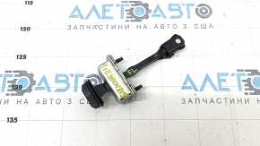 Ограничитель двери передней левой Toyota Sienna 21-26