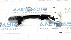 Ручка двери внешняя задняя левая Toyota Sienna 22-26 с кнопкой, с хром молдингом