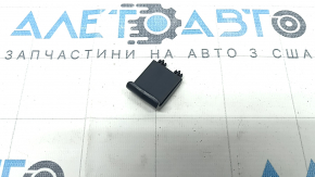 Крючок шторки двери задней левой Toyota Sienna 21-26 черный