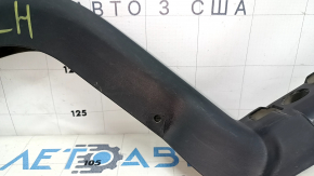 Накладка петли крышки багажника левая Mazda 6 14-21 черная, царапины