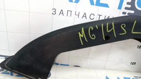 Накладка петли крышки багажника левая Mazda 6 14-21 черная, царапины