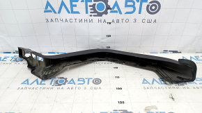 Накладка петли крышки багажника левая Mazda 6 14-21 черная, царапины