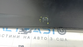Накладка центральной консоли боковая задняя правая Toyota Sienna 21-26 черная, сломано крепление