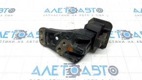 Кронштейн задней подушки двигателя Toyota Sienna 21-26