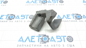 Кронштейн топливной рейки Toyota Sienna 21-26
