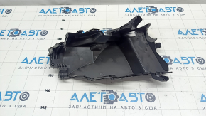 Capacul inferior al cutiei de siguranțe din compartimentul motor Toyota Sienna 21-25