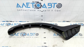 Накладка петли крышки багажника правая VW Passat b7 12-15 USA тип 1, царапины