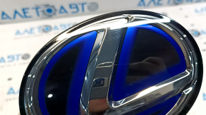 Эмблема решетки радиатора grill Lexus ES300h 13-18 голубая, мелкие царапины