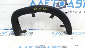 Накладка петли крышки багажника левая VW Jetta 11-18 USA тип 1, царапины