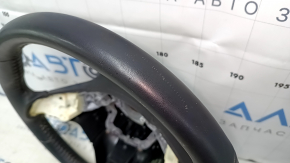 Руль голый Nissan Sentra 20-23 кожа черный с подогревом, царапины, под чистку, тычки