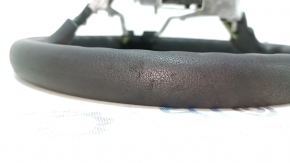 Руль голый Nissan Versa 12-19 черная резина, затерт, царапины, без накладки