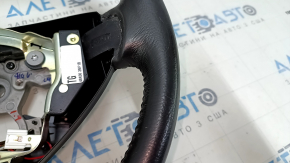 Руль голый Nissan Leaf 13-17 кожа черная с подогревом, царапины, протерт, вмятины