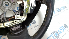 Руль голый Nissan Leaf 13-17 кожа черный с подогревом, трещины, затерт, царапины, под чистку