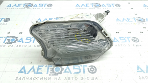 Поворотник левый Ford Escape MK3 17-19 рест, белый с птф, песок, царапины