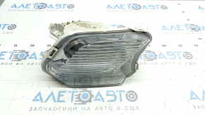 Поворотник правый Ford Escape MK3 17-19 рест, белый с птф, песок, сломано крепление