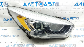 Фара передняя правая Ford Escape MK3 17-19 рест, галоген+led светлая, без крепления, сколы, паутинка