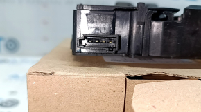 Замок крышки багажника Chevrolet Cruze 11-16