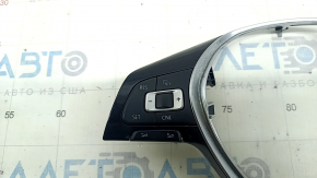 Кнопки управления на руле VW Passat b8 16-19 USA с обрамлением