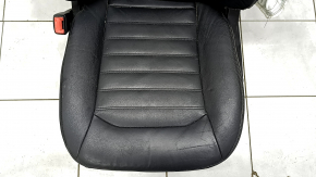 Водительское сидение Ford Fusion mk5 17-20 без airbag, кожа черн, электро, подогрев, стрельнувшее, царапины, под чистку