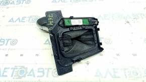 Buton de viteză cu plăcuță schimbător VW Passat b8 16-19 16- piele SUA neagră, plăcuță lucioasă, tip 2, zgârieturi și zgârieturi pe piele