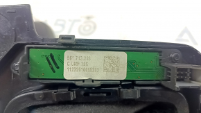 Buton de viteză cu plăcuță schimbător VW Passat b8 16-19 16- piele SUA neagră, plăcuță lucioasă, tip 2, zgârieturi și zgârieturi pe piele