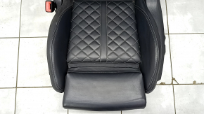 Водительское сидение Audi Q5 80A 18-20 с airbag, электрическое, подогрев, кожа черная с серой строчкой, Sport, S-Line, царапины