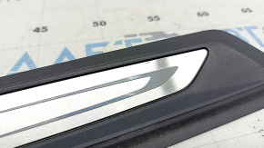 Decorație exterioară față stânga a pragului BMW X1 F48 16-22 neagră cu modelare cromată X-line, Sport-line, denivelări, zgârieturi