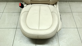 Водительское сидение BMW X1 F48 16-18 с airbag, электро, подогрев, перфорация, с памятью, кожа бежевая Dakota, Canberra-beige, трещины на коже