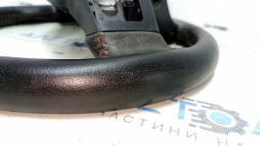 Руль голый Toyota Camry v55 15-17 usa черная кожа, красная строчка, без лепестков, тычки, царапины, под чистку