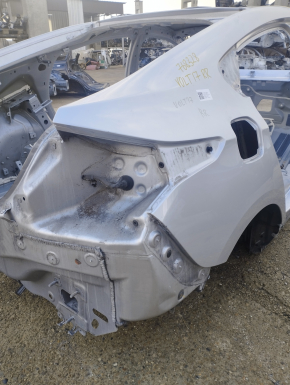 Четверть крыло задняя правая Chevrolet Volt 16- на кузове, серебро