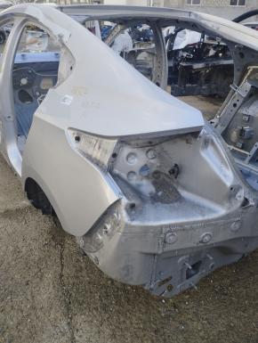 Четверть крыло задняя левая Chevrolet Volt 16- на кузове, серебро, тычки