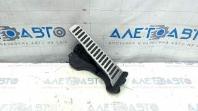 Педаль газа VW Passat b8 16-19 USA R-Line, сломано крепление, царапины