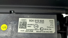 Монитор, дисплей, навигация Audi Q5 80A 18-20 8,25" с кронштейном, царапины