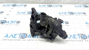 Корпус термостата VW Passat b8 16-19 1.8T с крышкой термостата