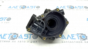 Корпус термостата VW Passat b8 16-19 1.8T с крышкой термостата