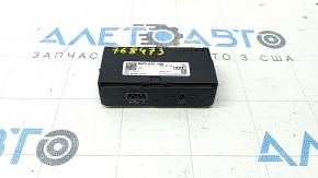 USB HUB AUX Audi Q5 80A 18-24 полезла краска