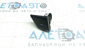 USB Hub Toyota Camry v70 21-24 серая накладка