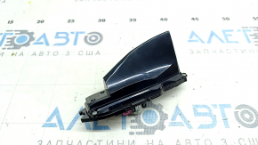 Антенна плавник Toyota Camry v70 18-20