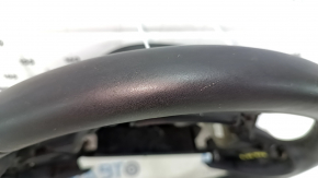 Руль голый Jeep Cherokee KL 14-20 кожа черная, без подогрева, с нижней накладкой, царапины