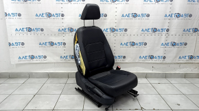 Пассажирское сидение VW Passat b8 16-19 USA без airbag, кожа черная, механическое, стрельнувшее